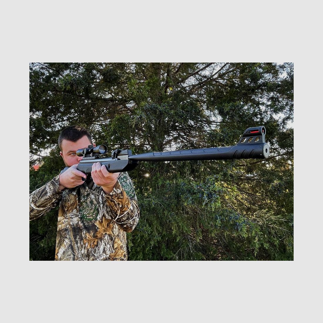 UX Exclusive Emerge wiatrówka łamana .177 4,5 mm (Umarex) z lunetą, zdjęcie 5 z 6