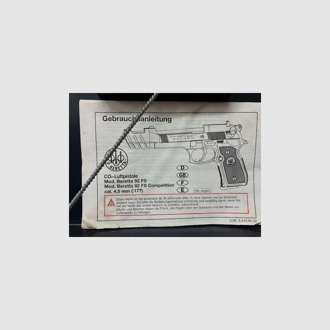 Pistola Co2 Umarex Modello Beretta 92 FS, calibro 4,5 mm