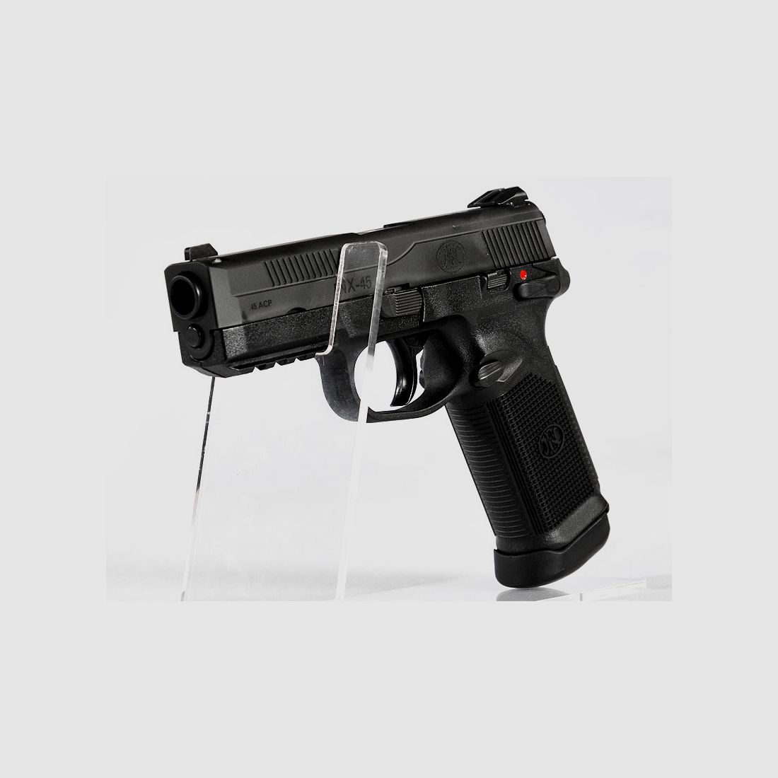 FN FNX-45, Nero