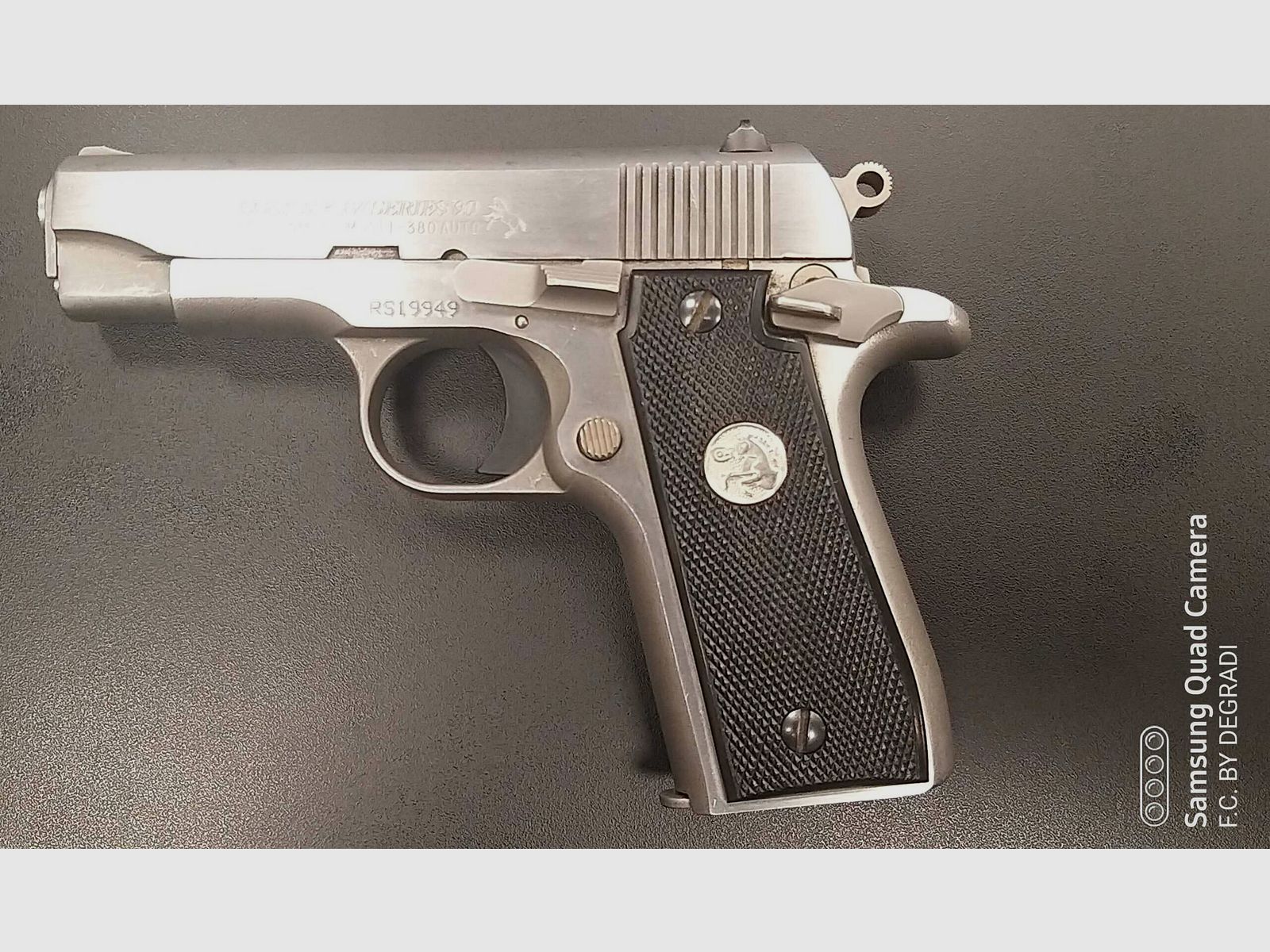 COLT GOVERNMENT 380 AUTO, zdjęcie 2 z 3
