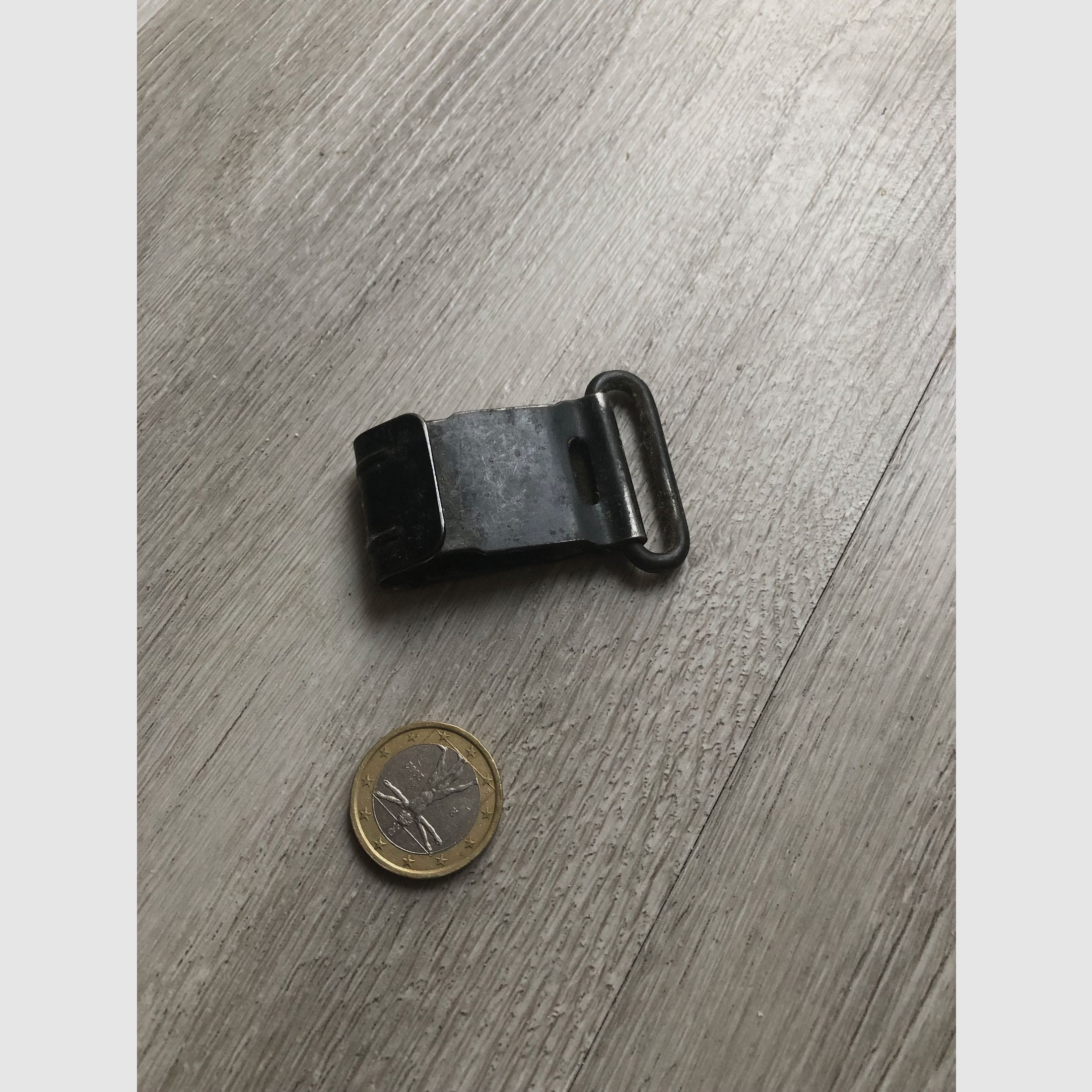Haken für Gewehrriemen, Bild 2 von 2