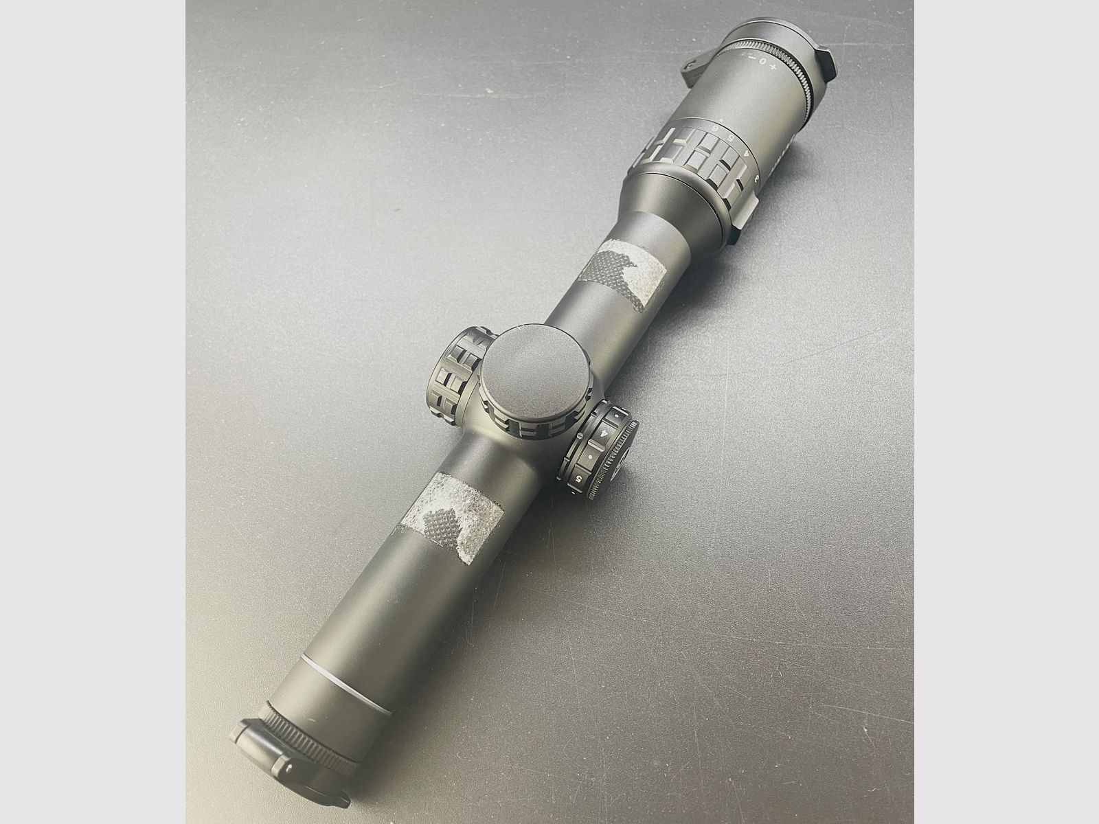 BWare HAWKE 18400 telescopio FRONTIER 30 1-6x24 L4A DOT V374