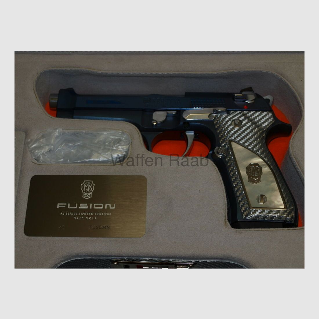 Beretta FUSION Azul 92 FS Beretta FUSION Azul 92 FS Edición Limitada de la Serie 92
