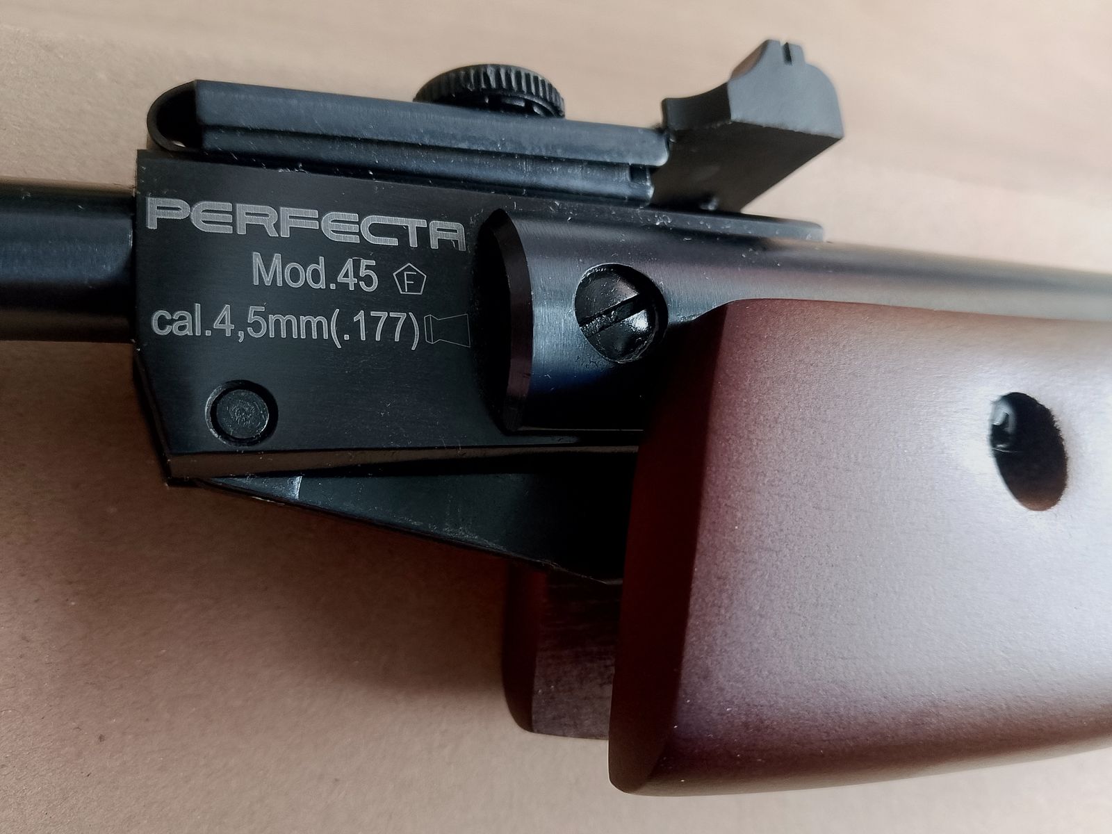 Perfecta 45, afbeelding 5 van 5