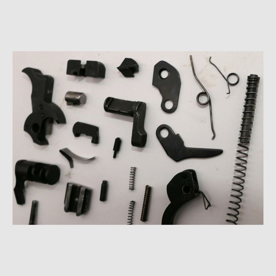 Waffenfabrik Walther Ulm Donau Freier Teilesatz Walther P1 der Bundeswehr 24 Teile