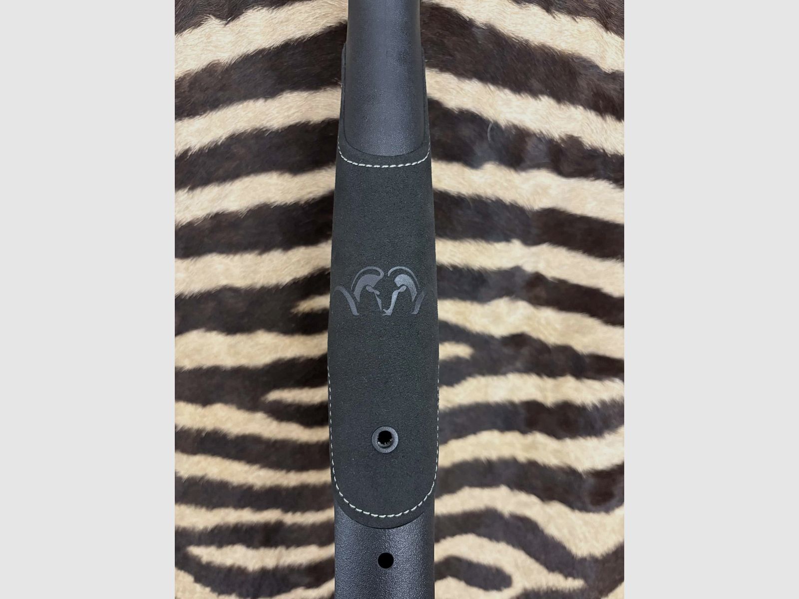 Carabina Blaser R8 Ultimate Silverstone cal.300wm – aprox. 65cm estriado roscado 15×100, imagen 3 de 11