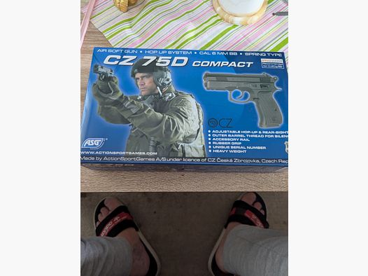 Airsoft Pistole CZ 75D Compact mit viel Zubehör 