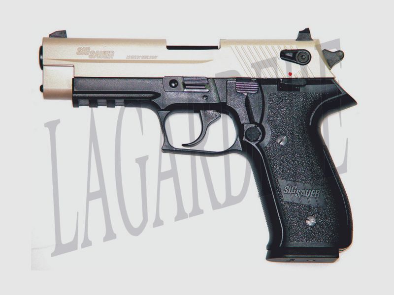 SIG-SAUER MOSQUITO BICOLORE (PISTOLET MAŁEGO KALIBRU)