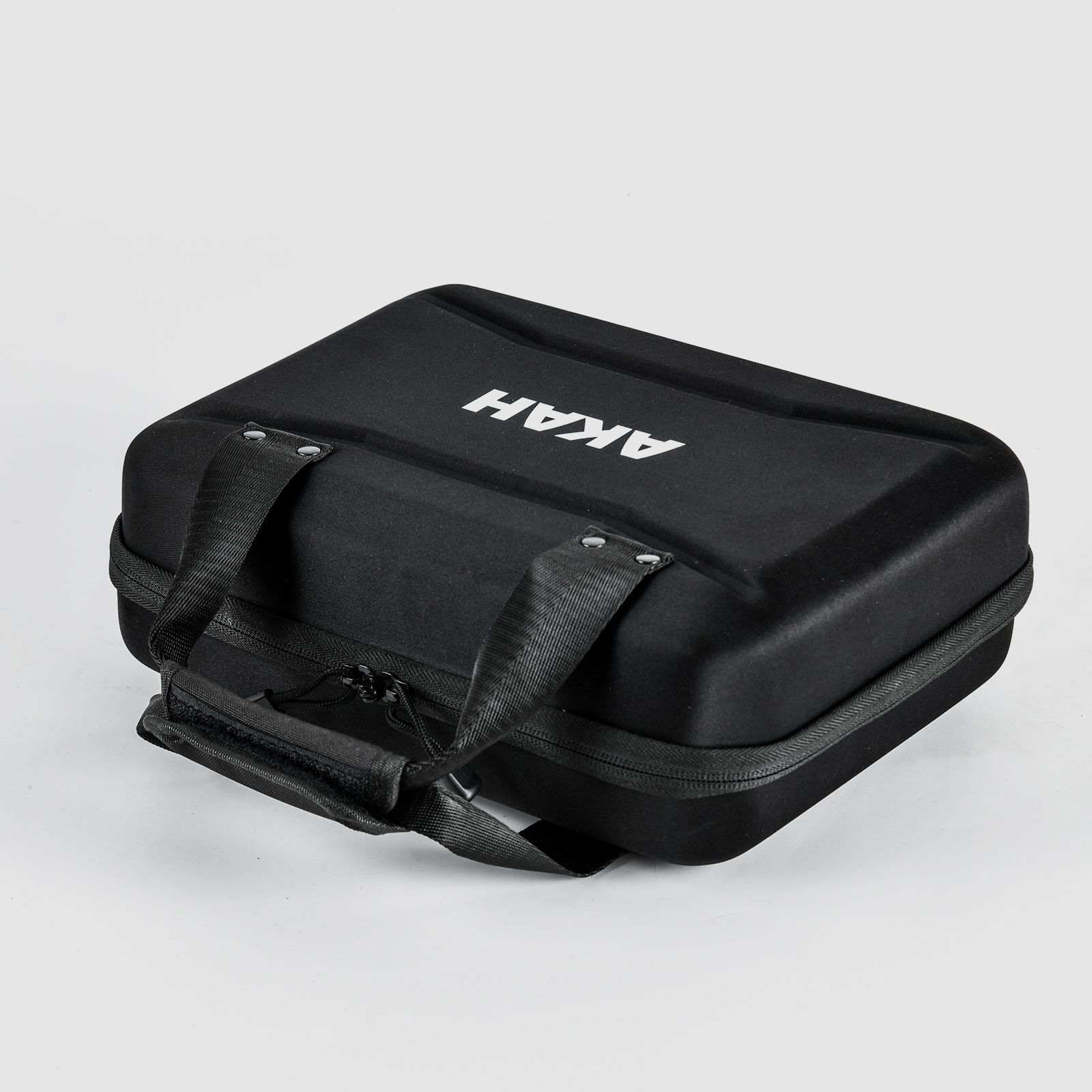 AKAH Hardcase Kurzwaffenkoffer – Nylon/Noppenschaum, abschließbar – 30,5×22,5×10,5 cm – Schwarz