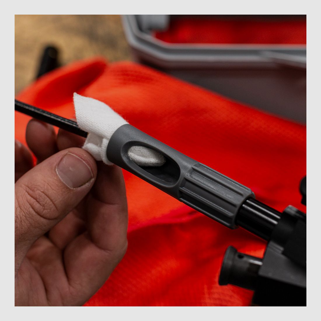 Guida universale per canne Shooter's Choice con porta solvente e colletto MSR/AR (SHF-BG-U)