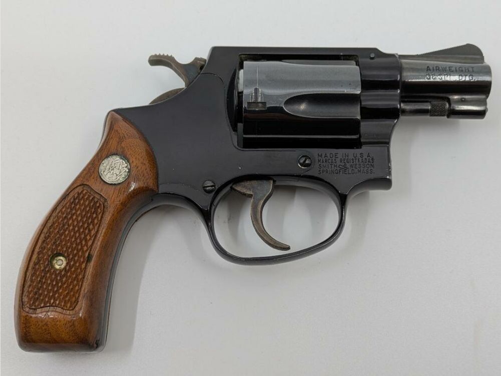 S&W 37