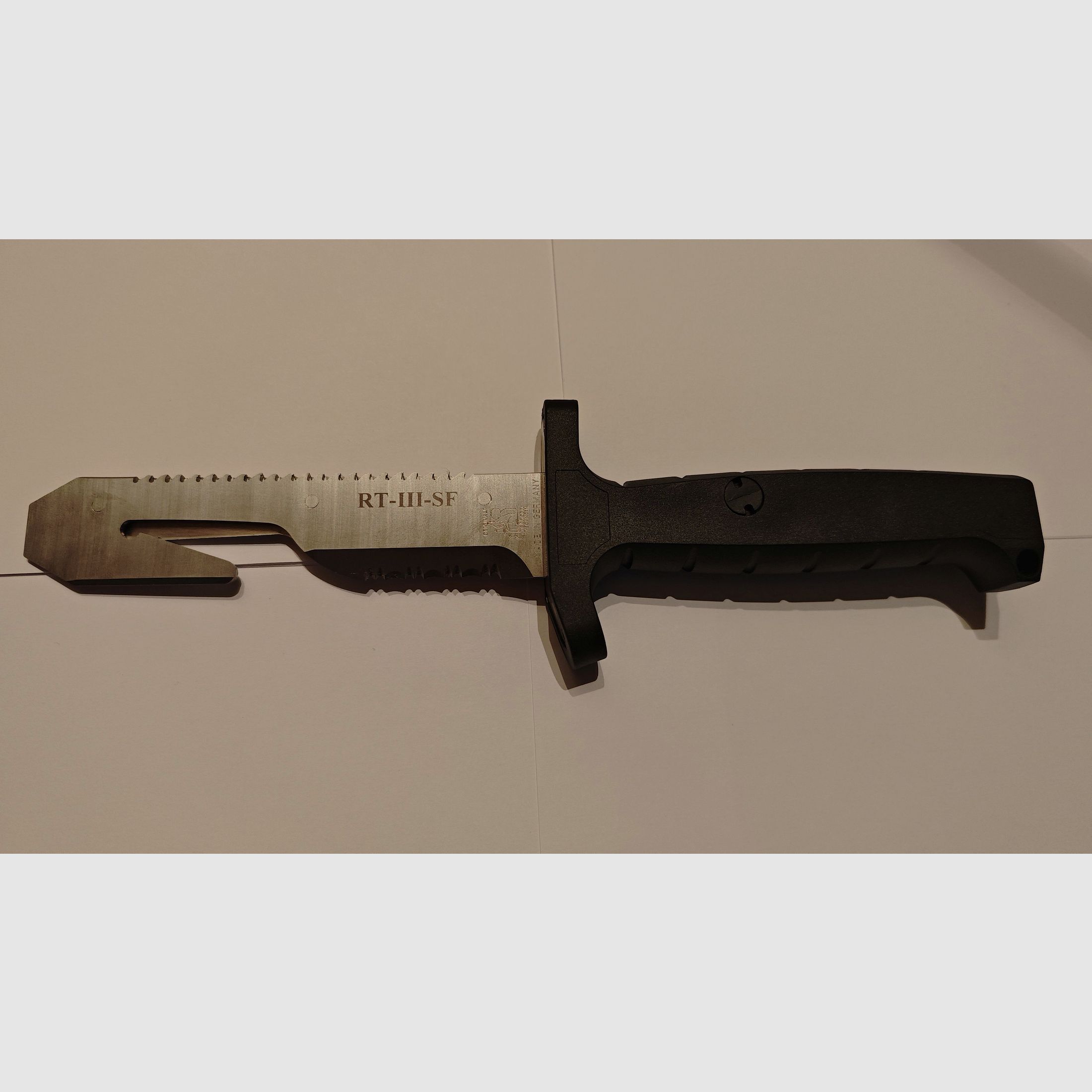 Eickhorn RT III SF rescue knife new, image 1 of 2