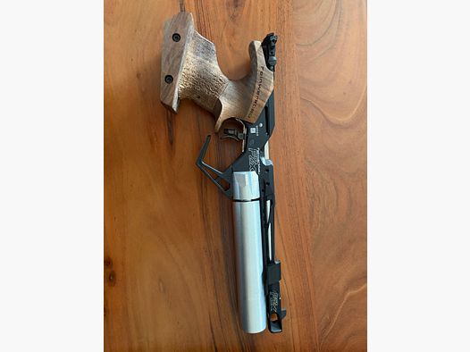 Pistola ad aria compressa Feinwerkbau P8x corta, 01/2025 come nuova