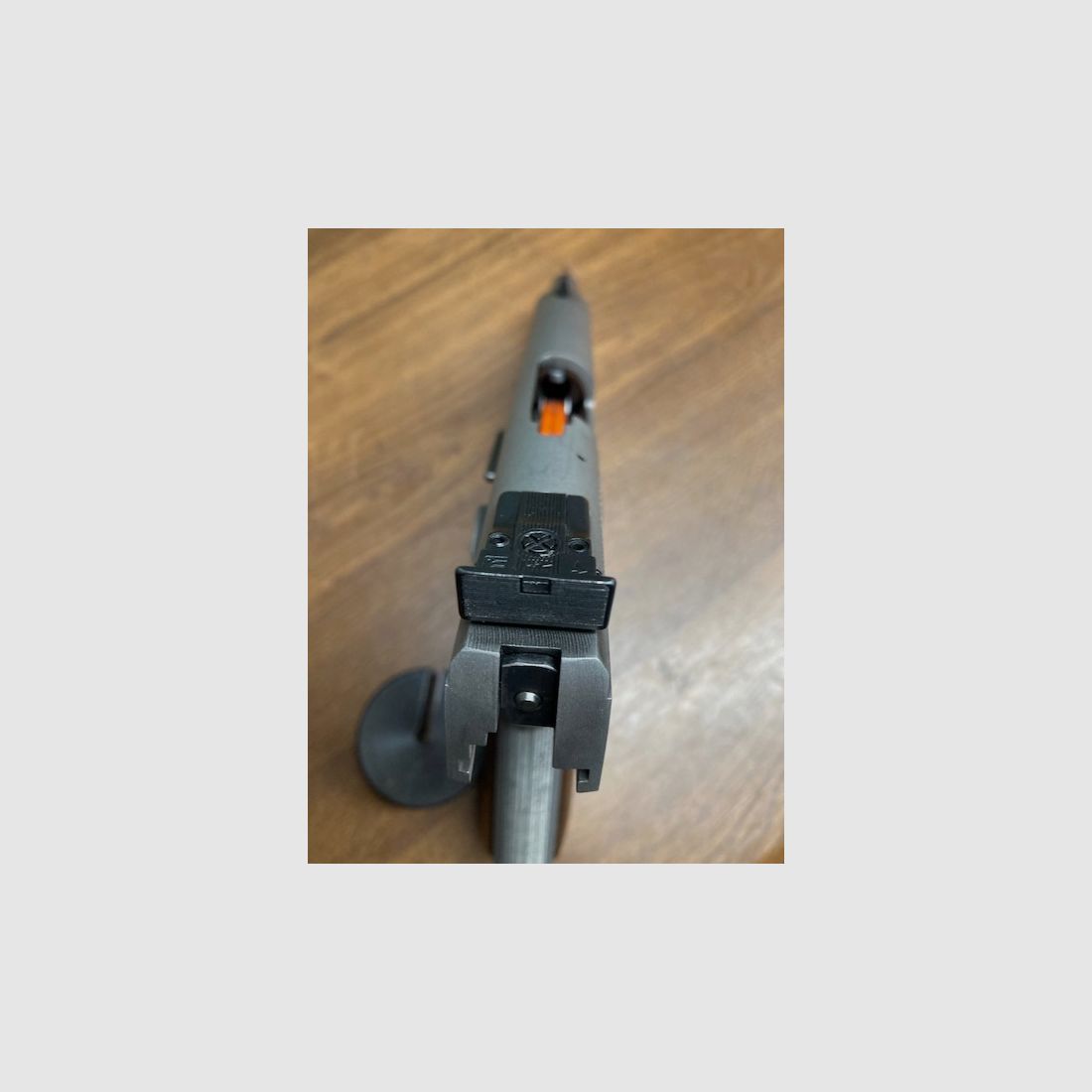 Pistola Coonan .357 Mag. e .38 Spec.