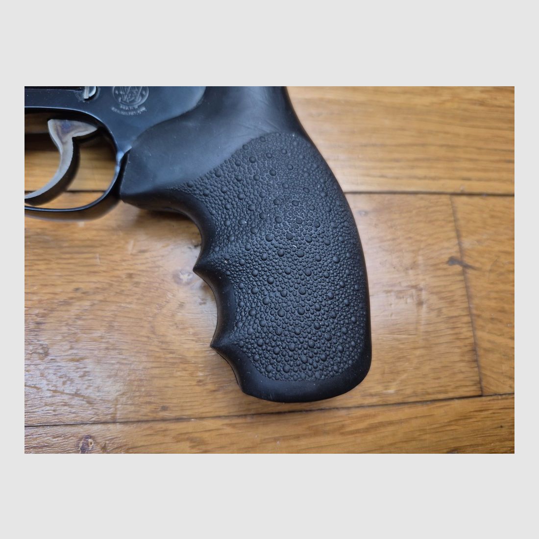 Peu courant Revolver Smith&Wesson Mod 36-1 ou « Chiefs Special » – 5 coups en cal. 38 SP – Canon 3 pouces neuf – Arme de 1979 – Holster d&rsquo;épaule – État proche du neuf ! – TBE+++, image 16 sur 19