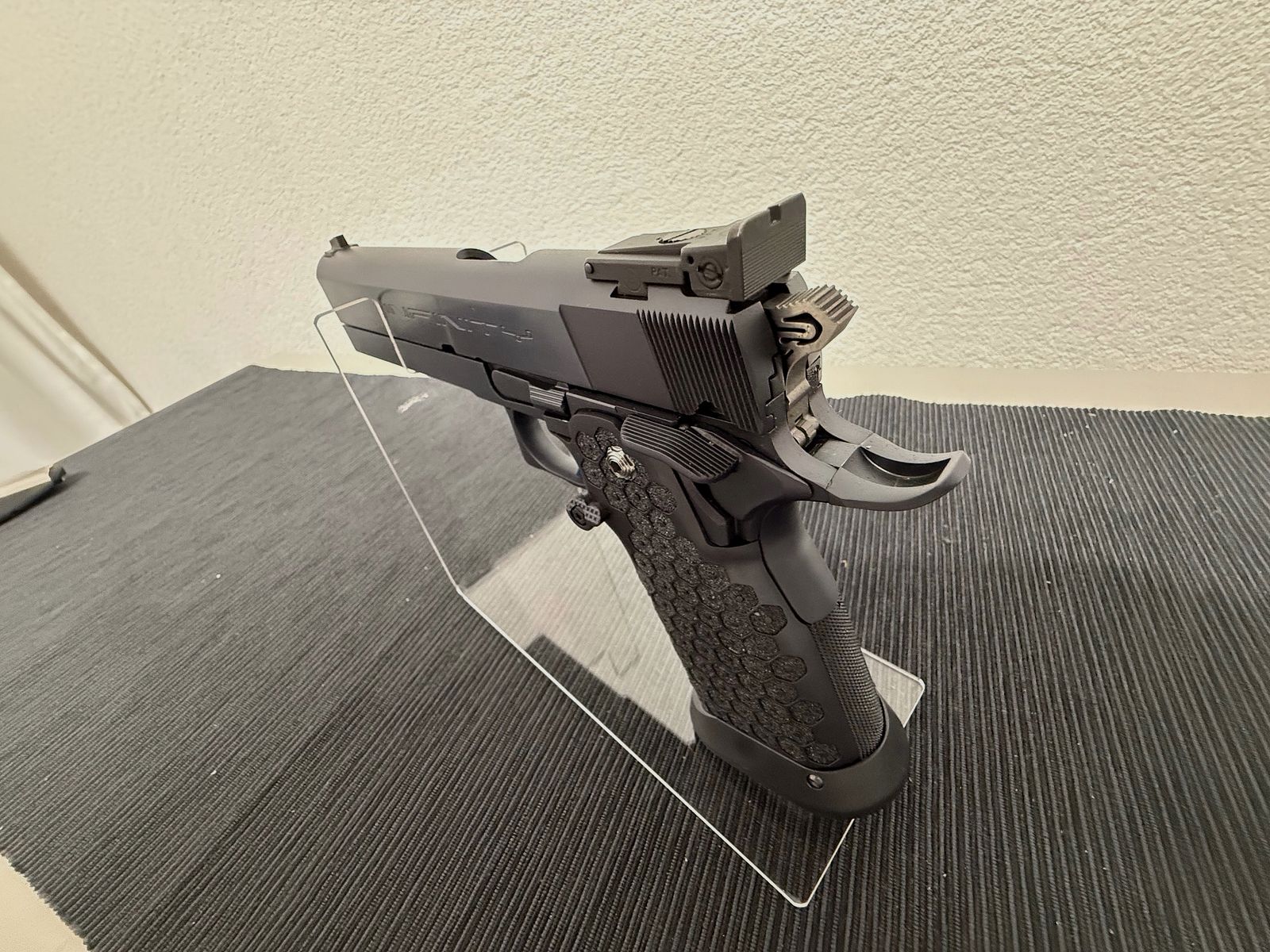 Strayer-Voigt Infinity Kaliber .40SuW incl. Wechsellauf 9mmLuger IPSC