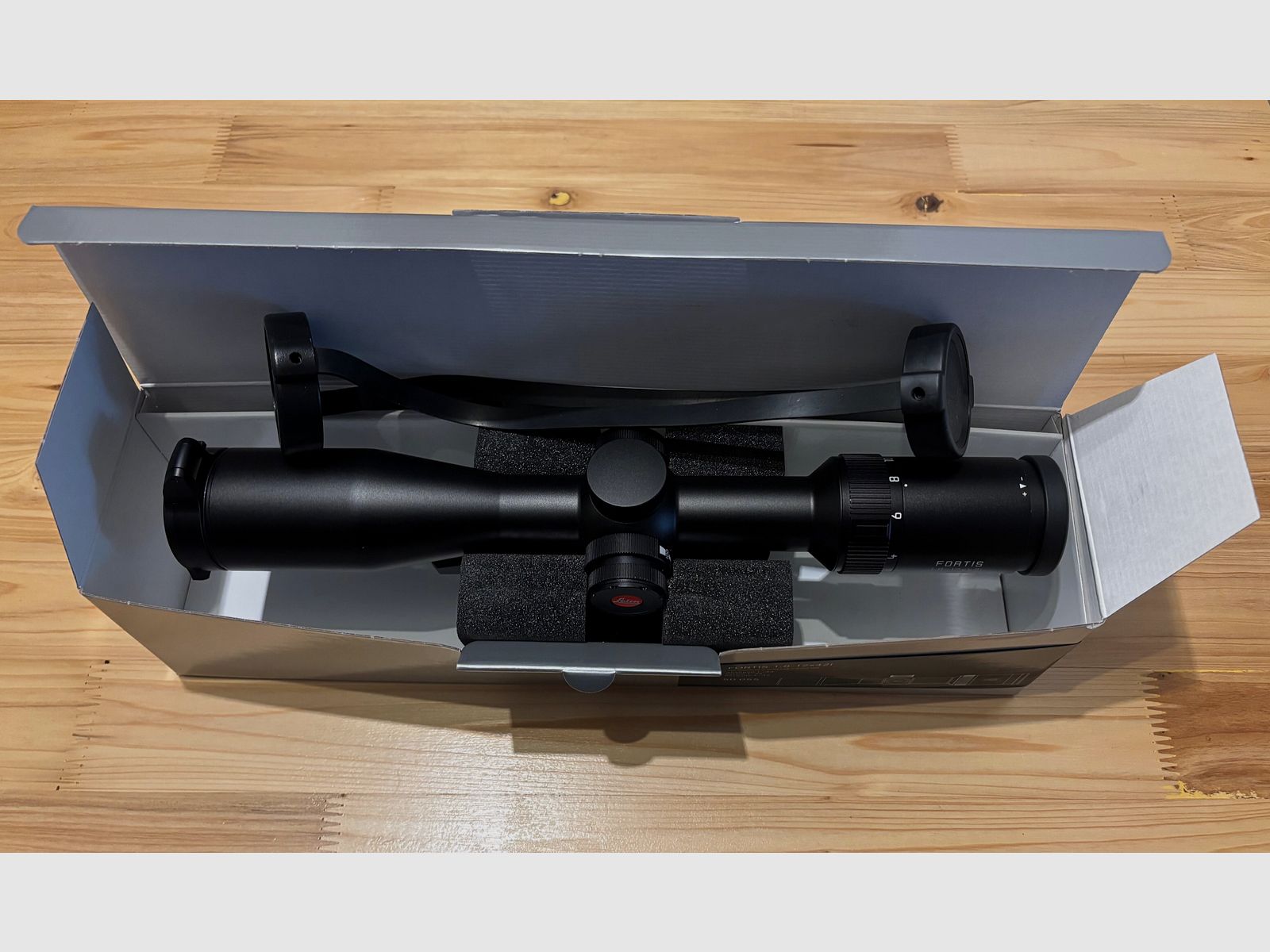 Leica Fortis 6 1,8-12x 42i inkl. Flip Cover