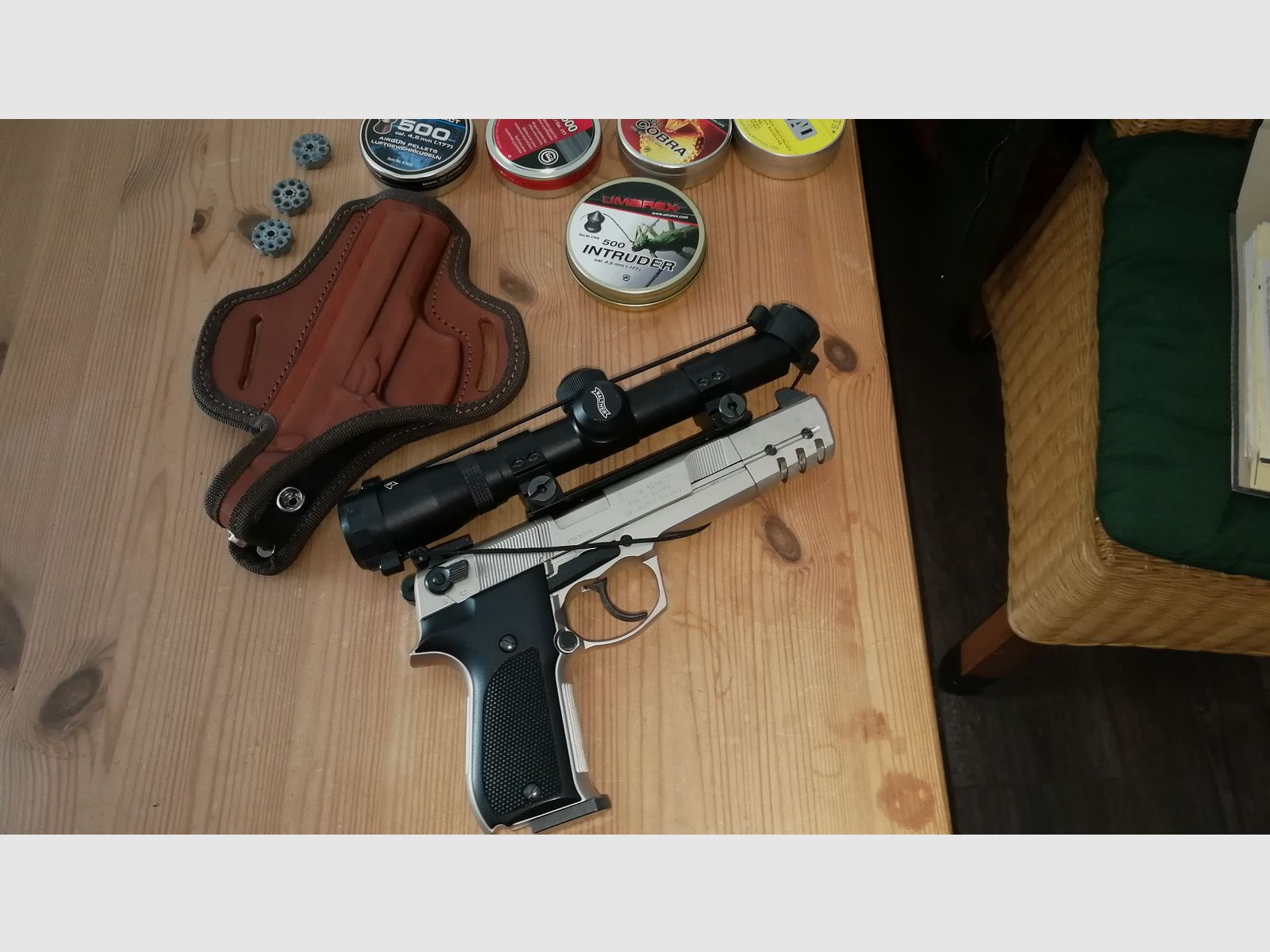 Walther CP 88 "Sniper edition" vernickelte Luftpistole mit viel Zubehör