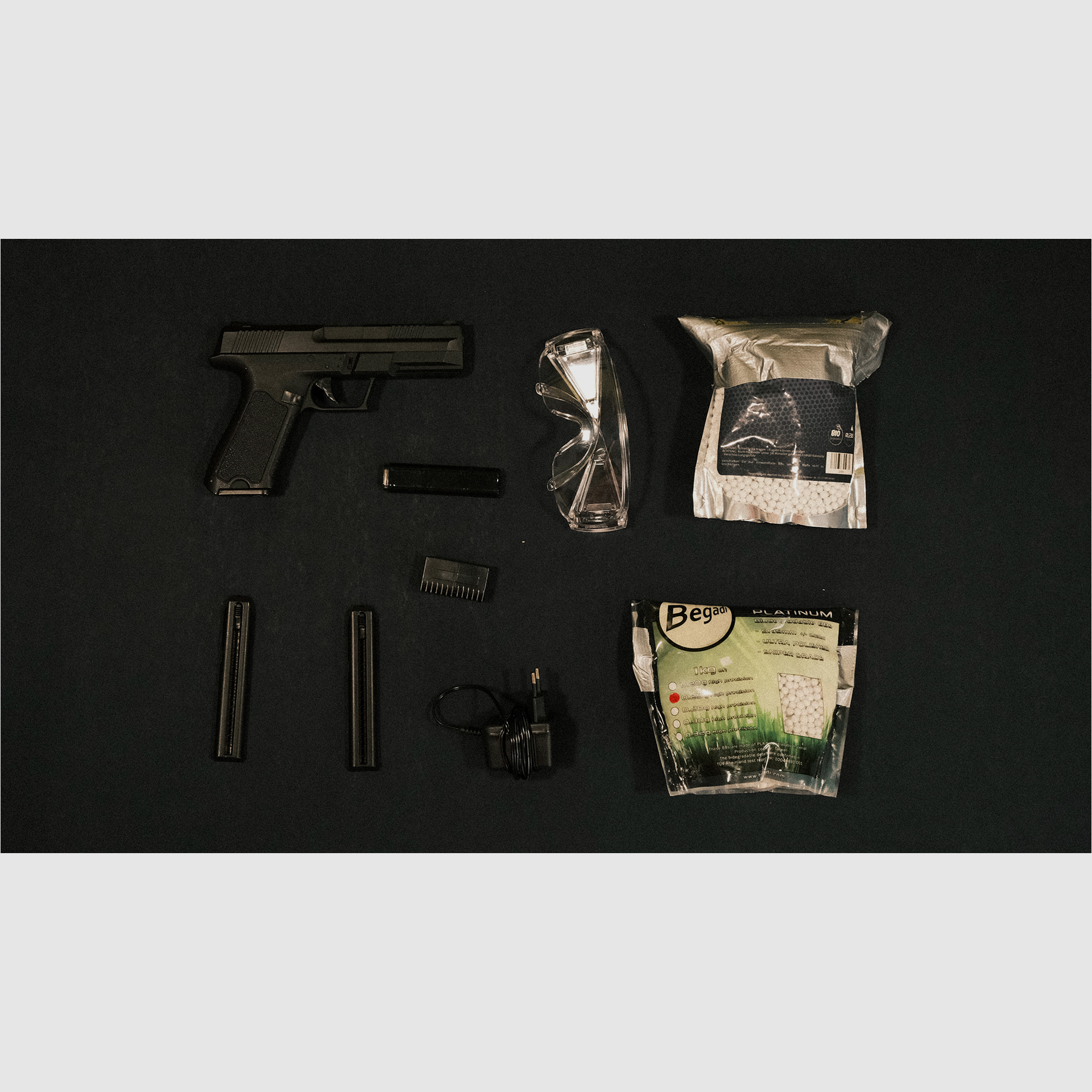 Komplettes Airsoft-Equipment