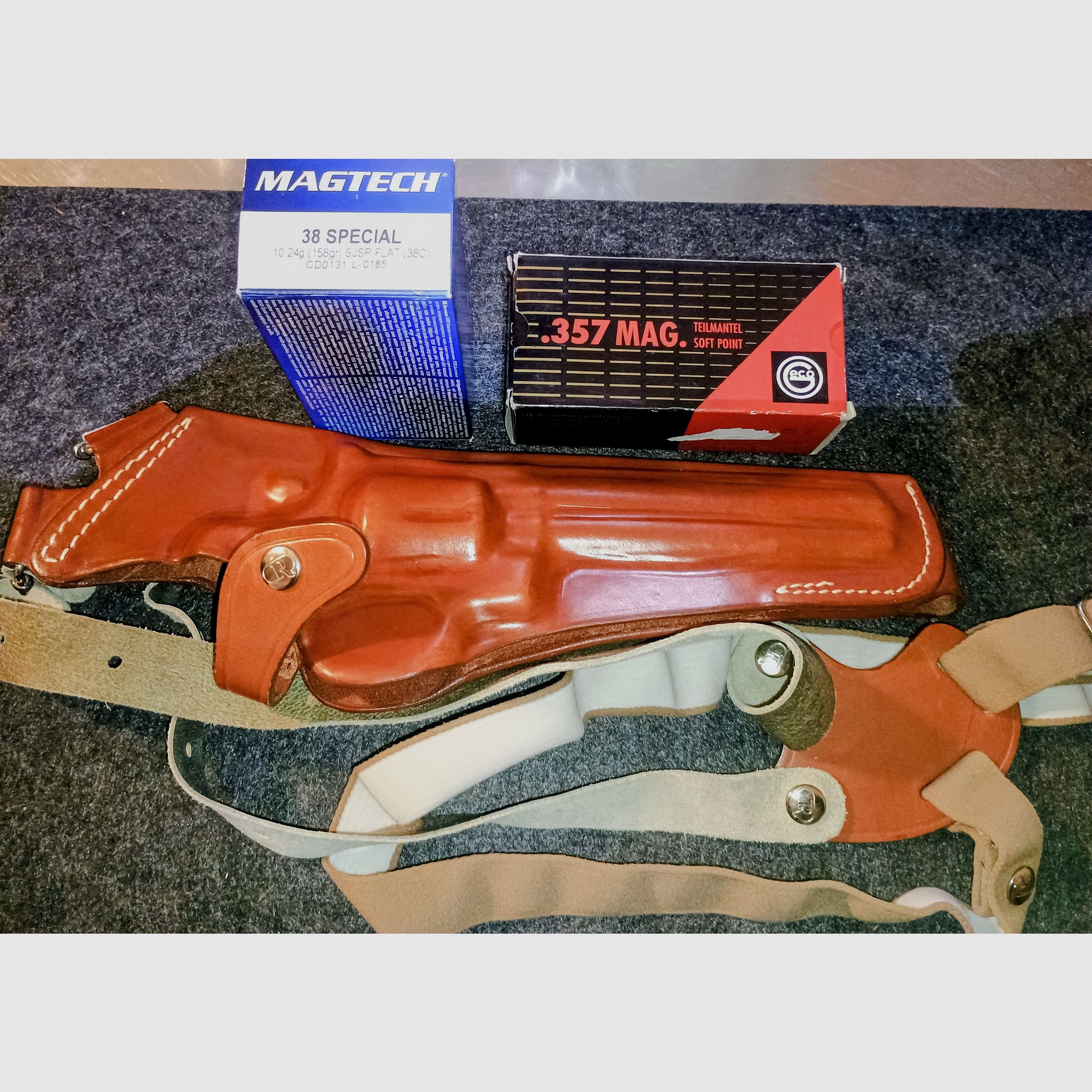 Revolver Smith & Wesson 66-1 6 Zoll Kaliber .357 mag