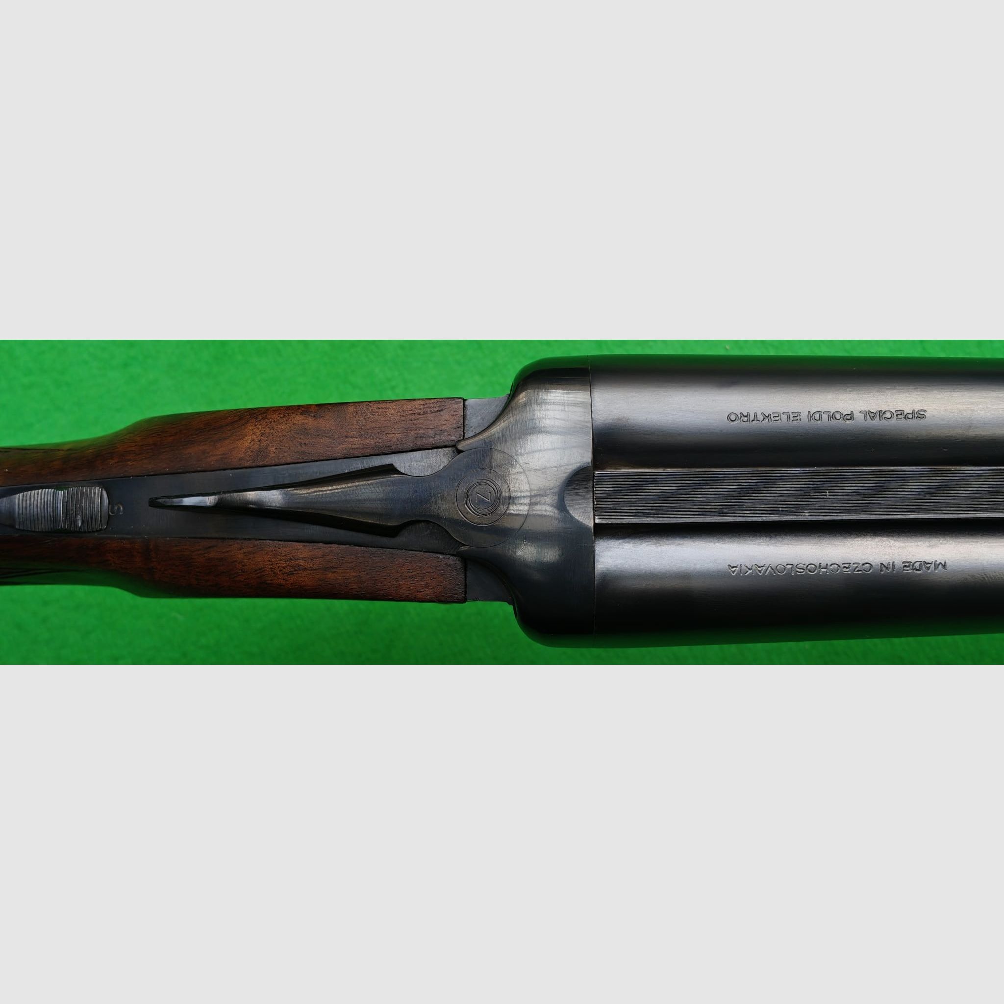 Zbrojovka Vsetin double-barrel shotgun 12/70 like new