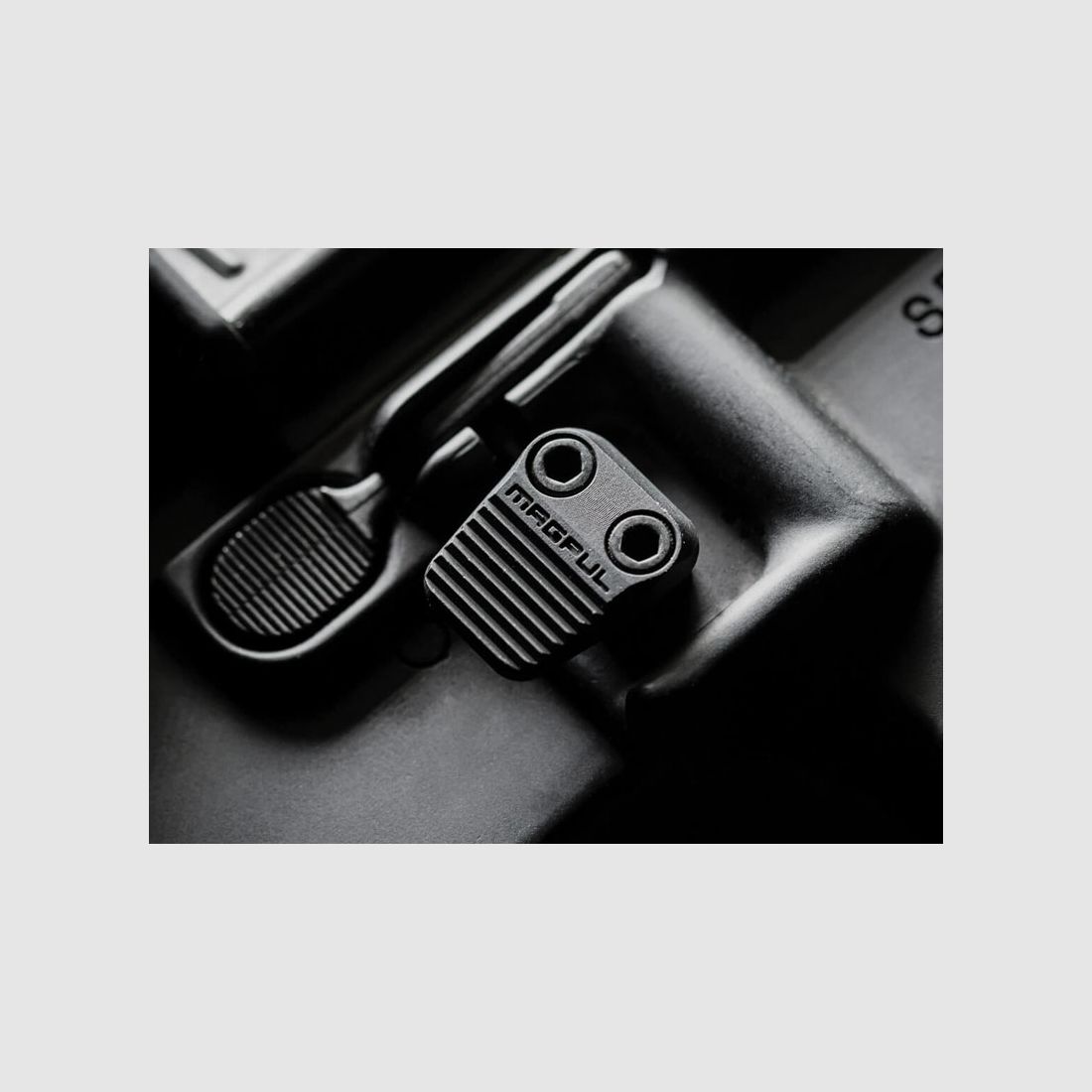 MAGPUL erweiterter Magazinauslöser AR15