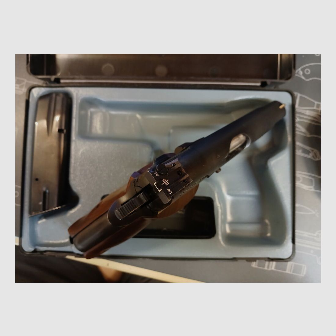 CZ 75