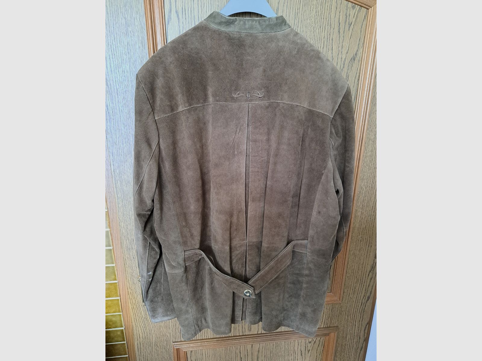 Traditional jacket by h. moser (genuine leather) size 56