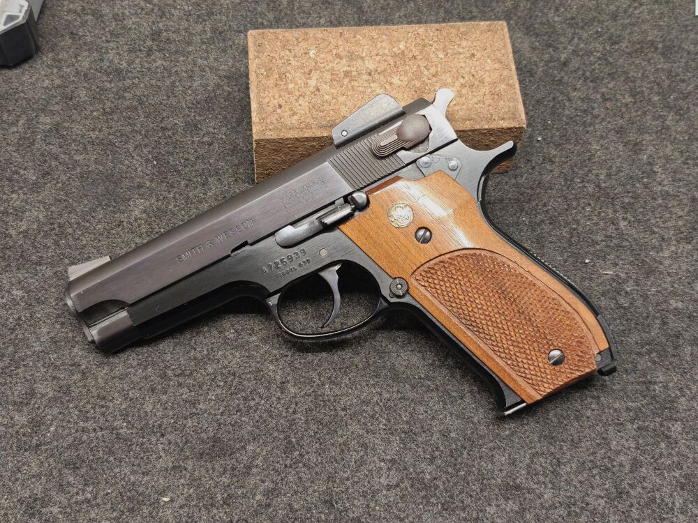 Smith & Wesson Mod. 439