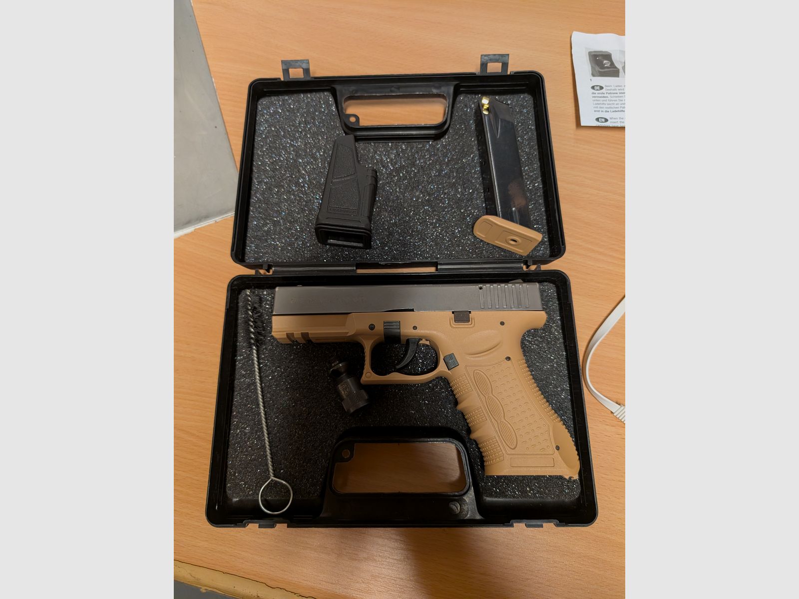 Zoraki 917 / 9mm P.A.K. / Tan deserto / Titanschlitten / buone condizioni / inclusa assistenza al caricamento