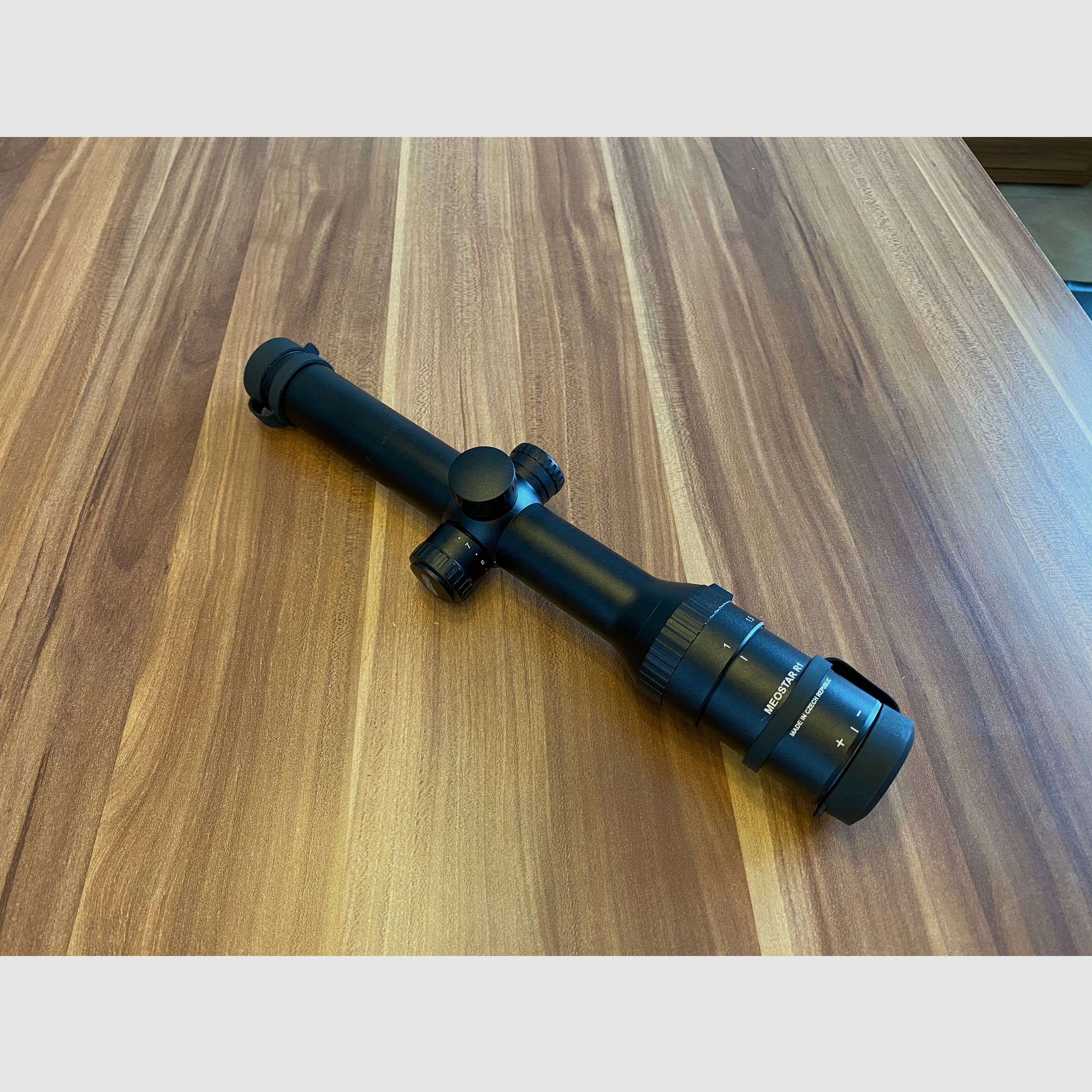 Meopta Meostar R1 1-4x22RD R1r Zielfernrohr Drückjagdzielfernrohr Drückjagdglas K-Dot Leuchtabsehen 