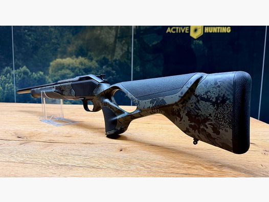 Blaser R8 Ultimate Carbon Huntec Camo arme complète / calibre au choix / logo noir / poids semi