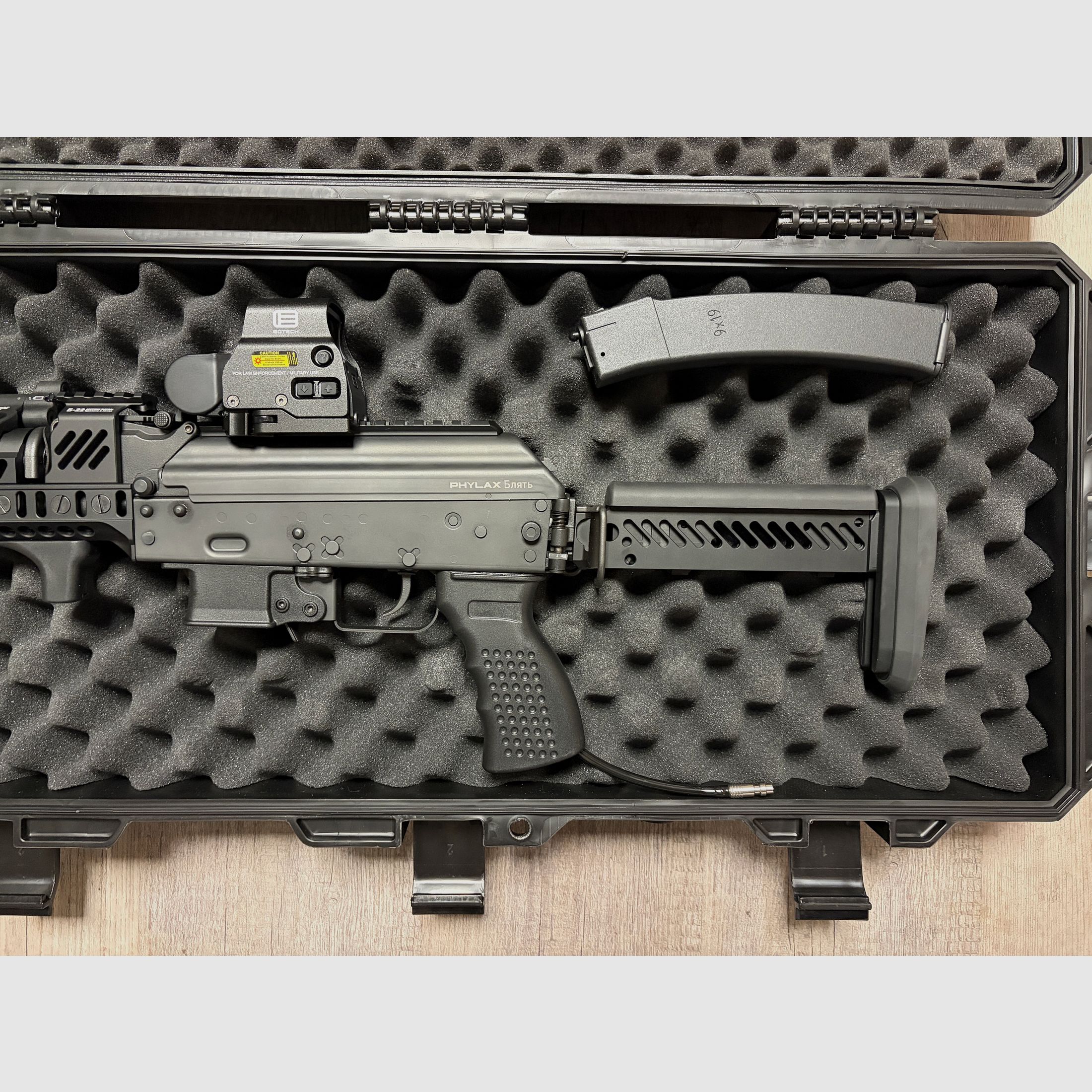 Phylax PP19-01, Wolverine Inferno Premium FCU
