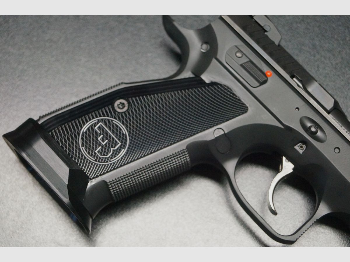 CZ Shadow 2 Black mit Magwell, Bild 6 von 9