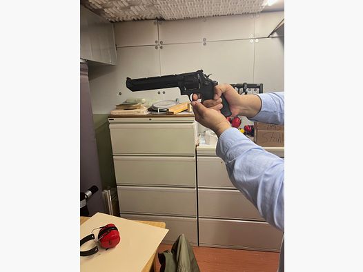 Smith & wesson mod.629  Performance Center stealth hunter