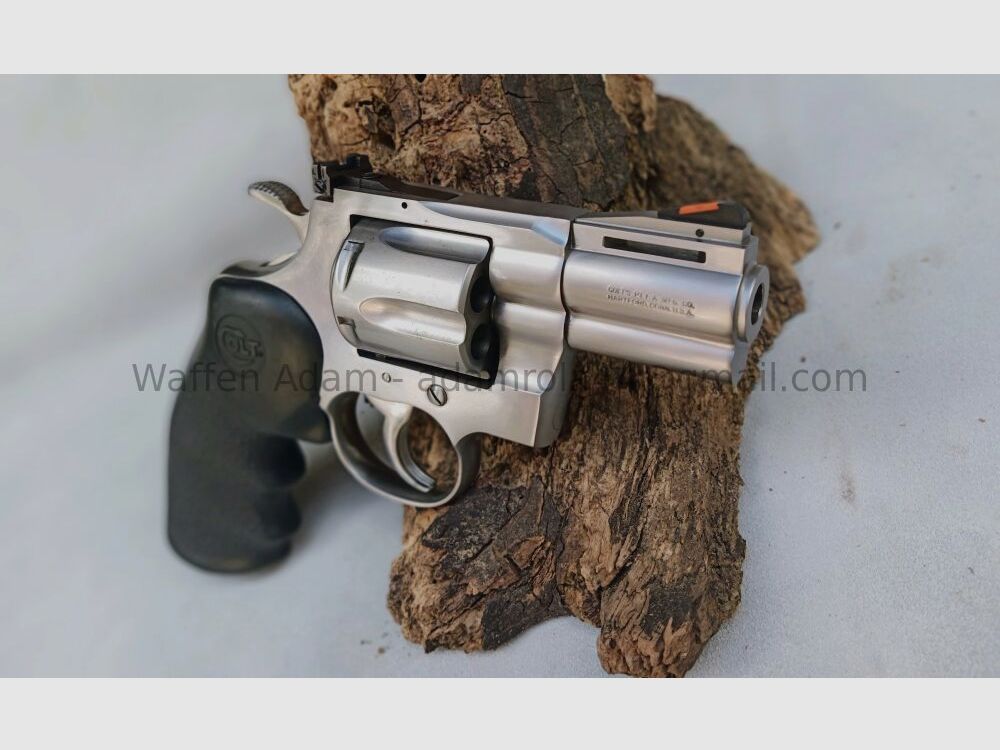 Colt, LTD Hartford Conn. Python Stainless 2.5 Inch