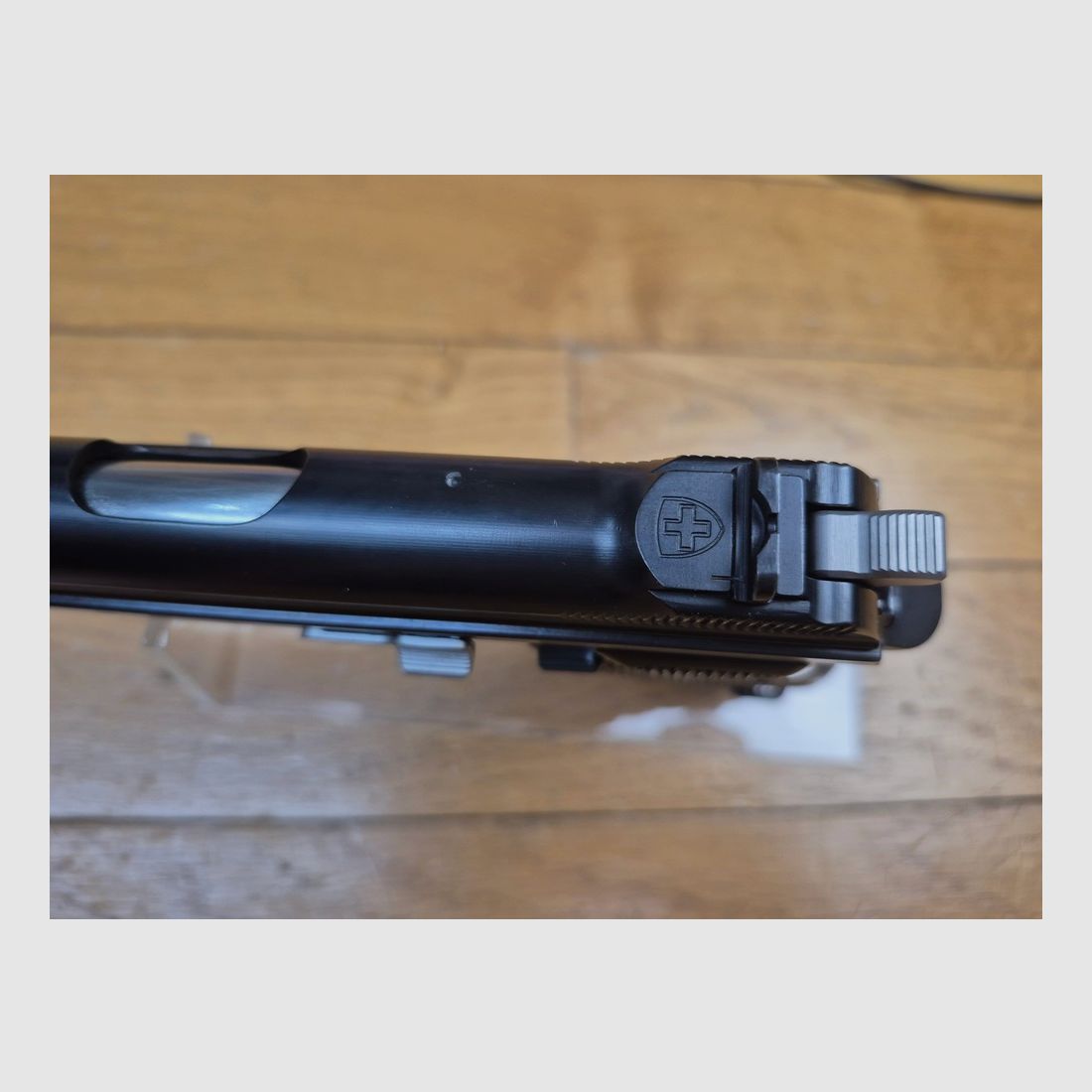 Bellissimo pistola SIG P210-2 – Mito del 9 para – Arma militare del 4° contratto – Circa 1965 – Ottima brunitura – Funzionamento e canna da sogno – Certificato di prove di Saint-Étienne – Condizioni TBE++!, immagine 14 di 23
