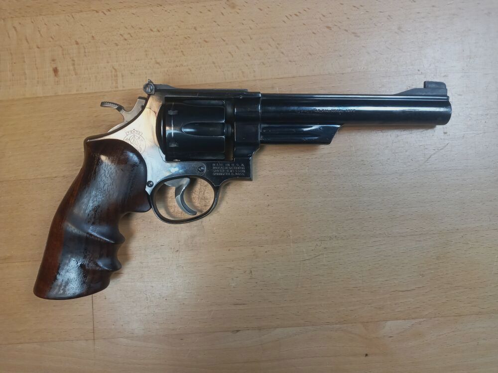 Smith & Wesson	 M 25-3