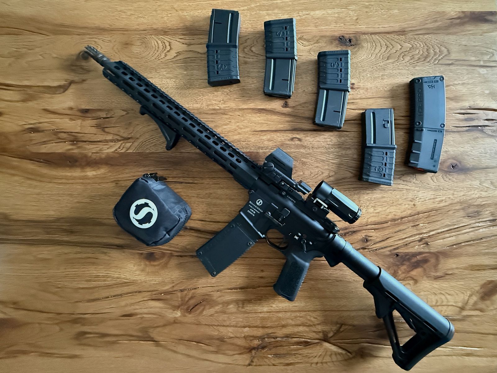 Schmeisser AR15-M5FL .223 Rem., ERATAC trigger, Magpul CTR, Falke Optik