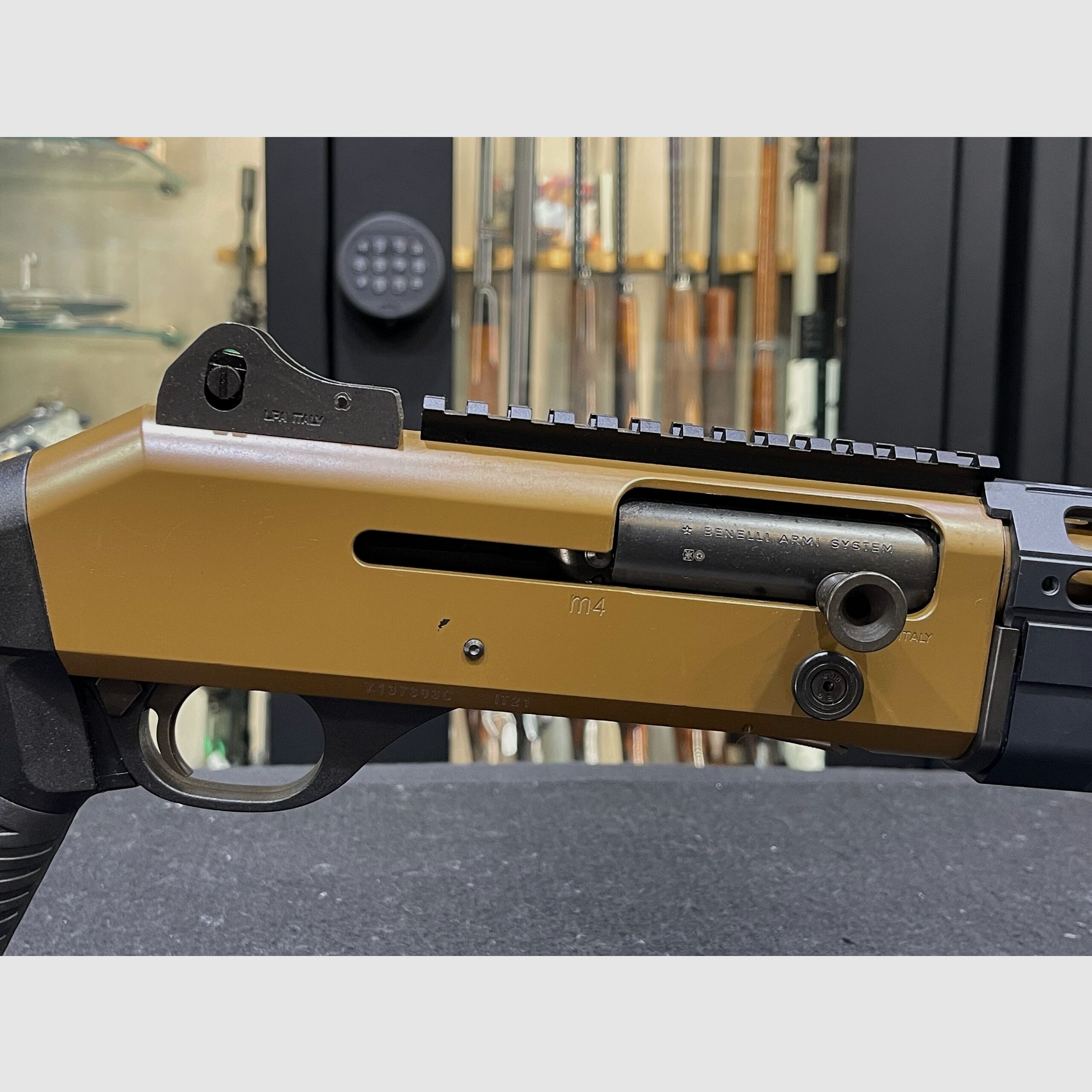 Benelli M4 T-Pro Braun, Bild 10 von 14