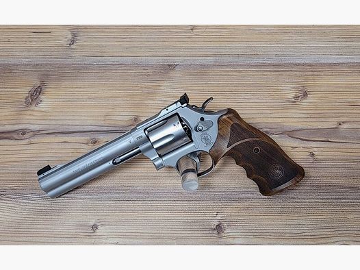 Smith & Wesson 686 Target Champion 6" - stainless matt