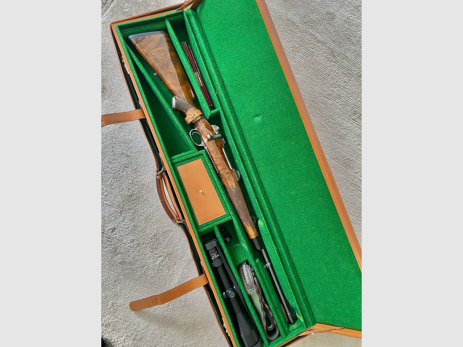 Cliente Rep.Caja África 9,3X62