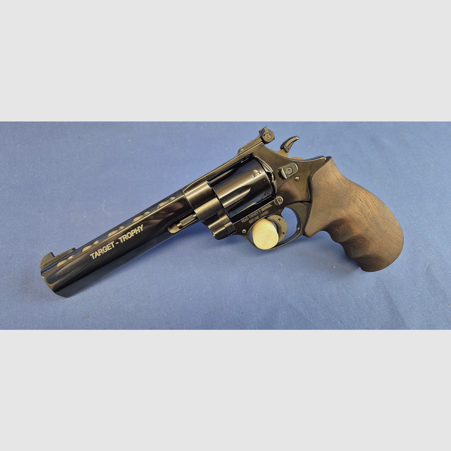 Weihrauch HW-9 TTC / TTM Kal.22lr, LL:6″ (ohne Kompensator) mit Match und Combat Griff, Bild 1 von 9