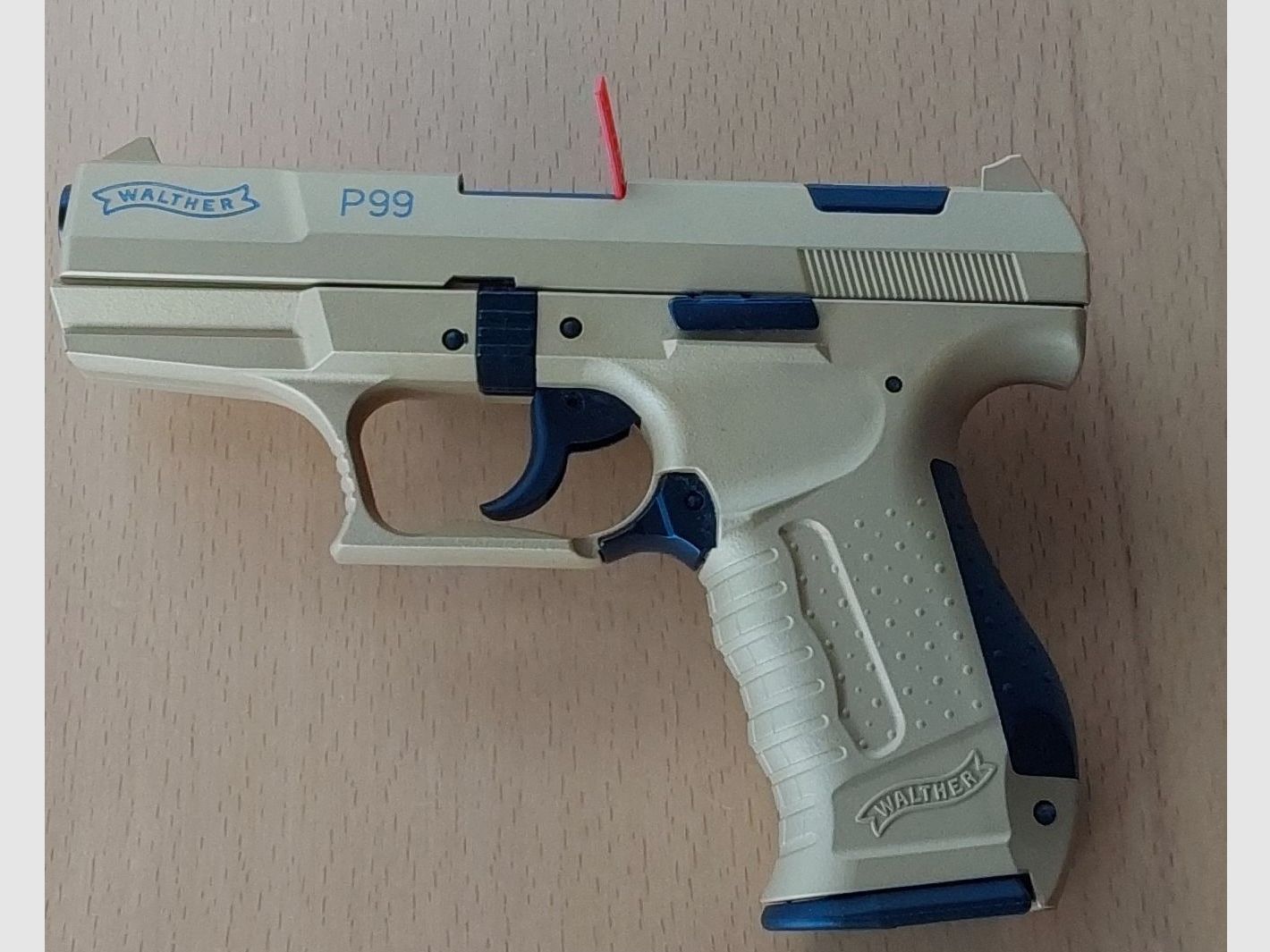 Walther P99 Glacier Gold Edition 9mm Pak