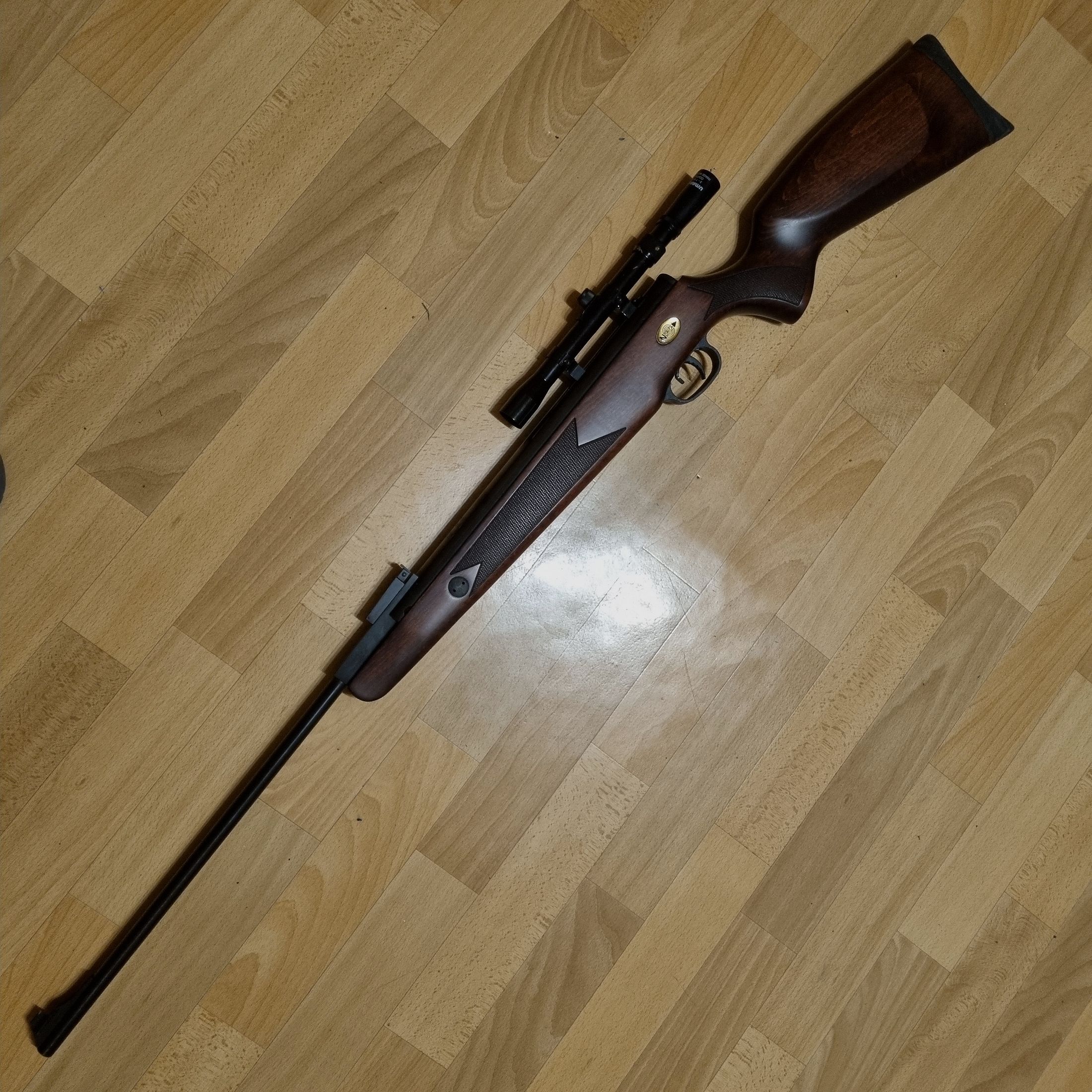 Norica Marvic Gold, 4,5 mm, ZF 3-7x20, Holzschaft