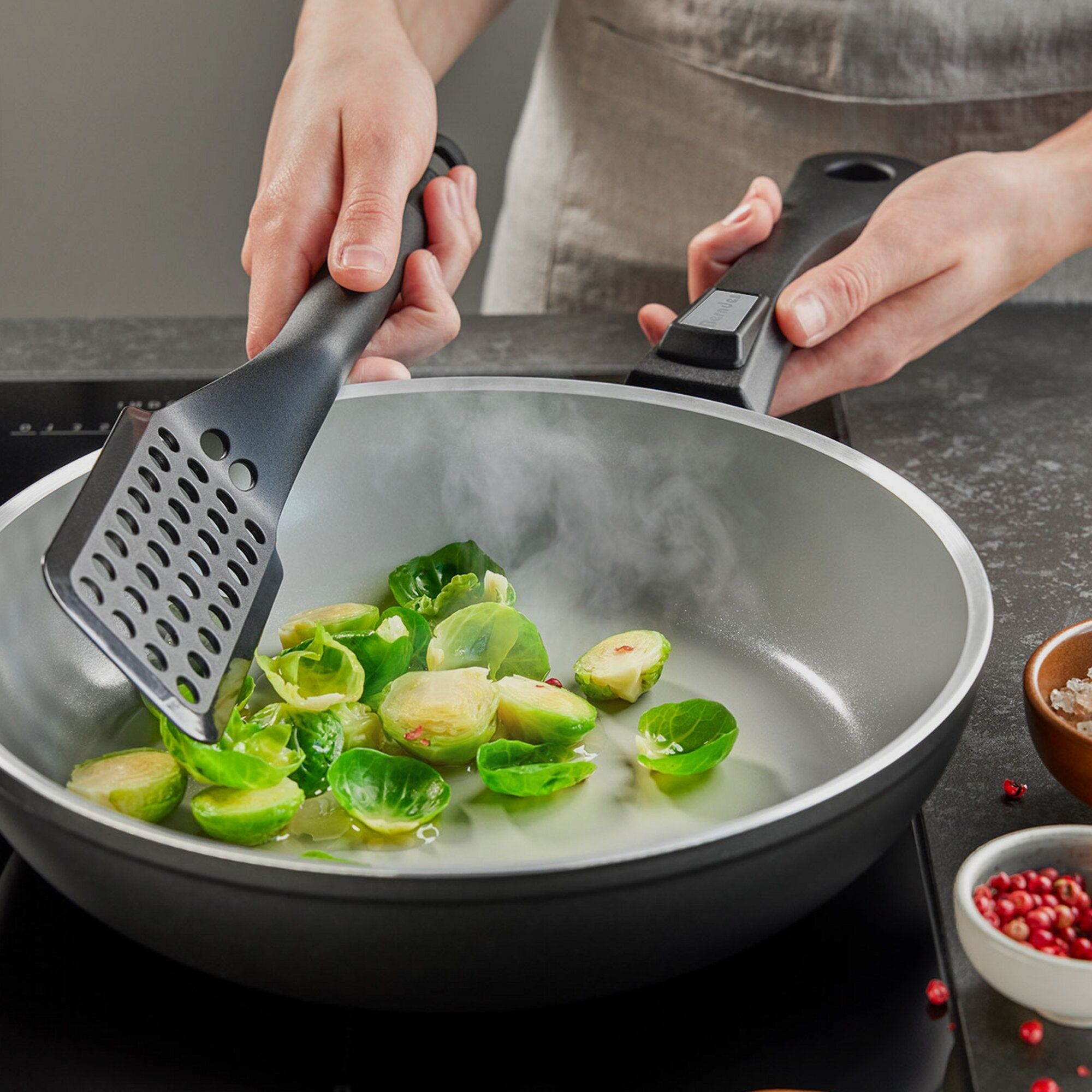 Wok pan ø 28 cm, 3.6 liters, image 5 of 5