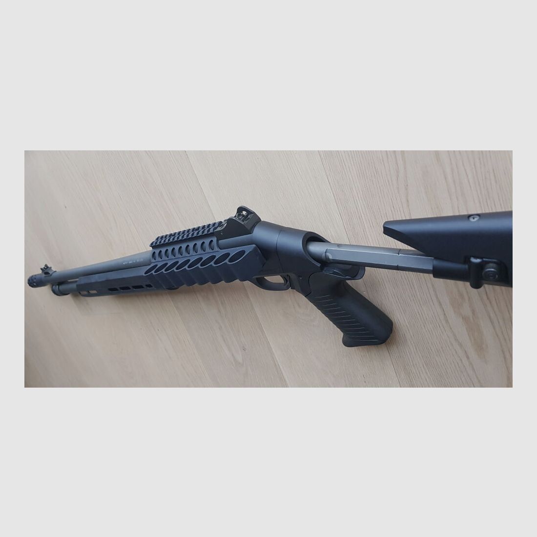 Benelli M4 Super 90 TS, Bild 6 von 10
