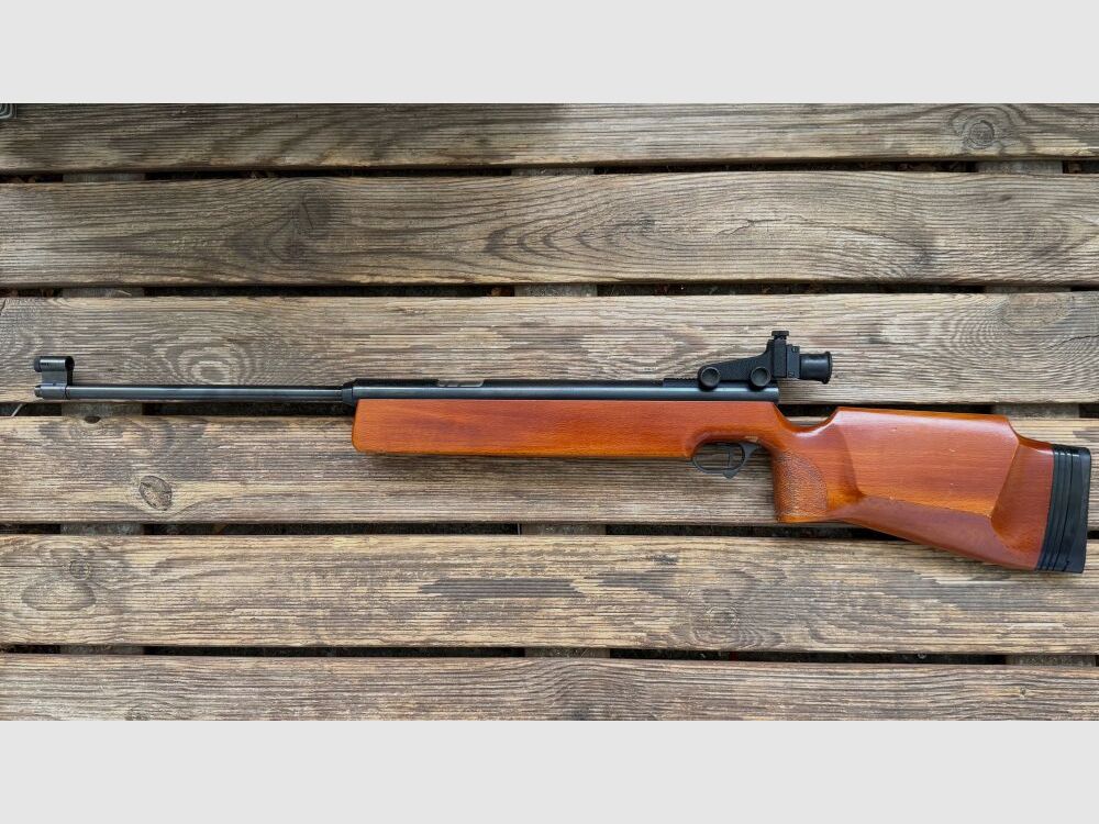 Haenel 900 Standard eine von. 82 Stück .22lr