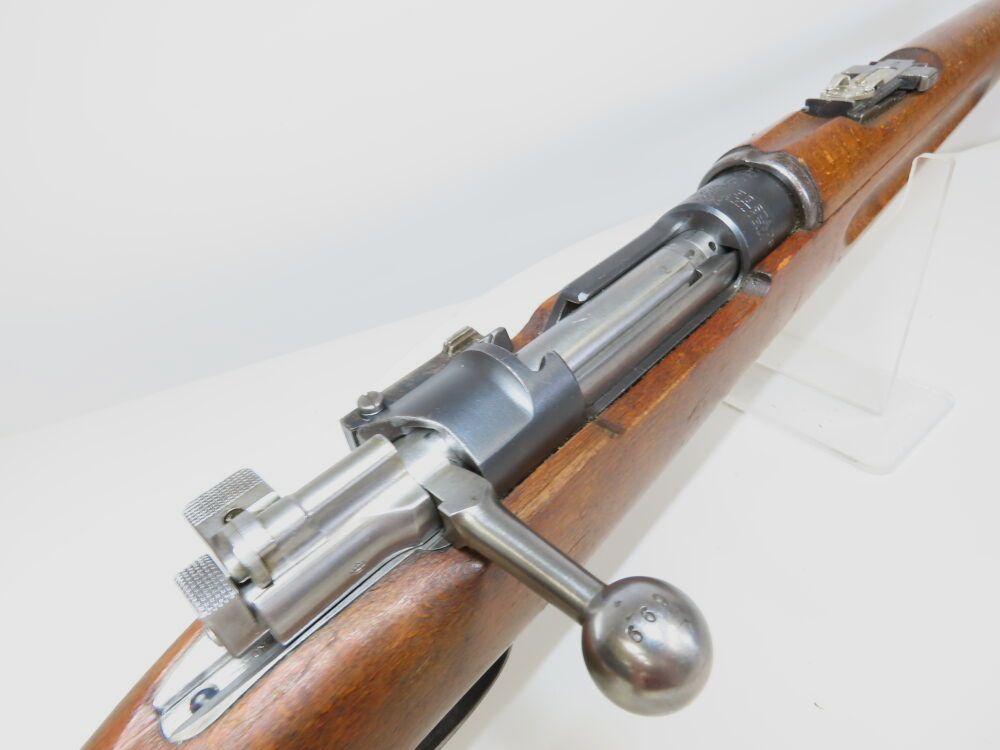 Mooie Carl Gustafs M96 incl. fijne richtlijn!