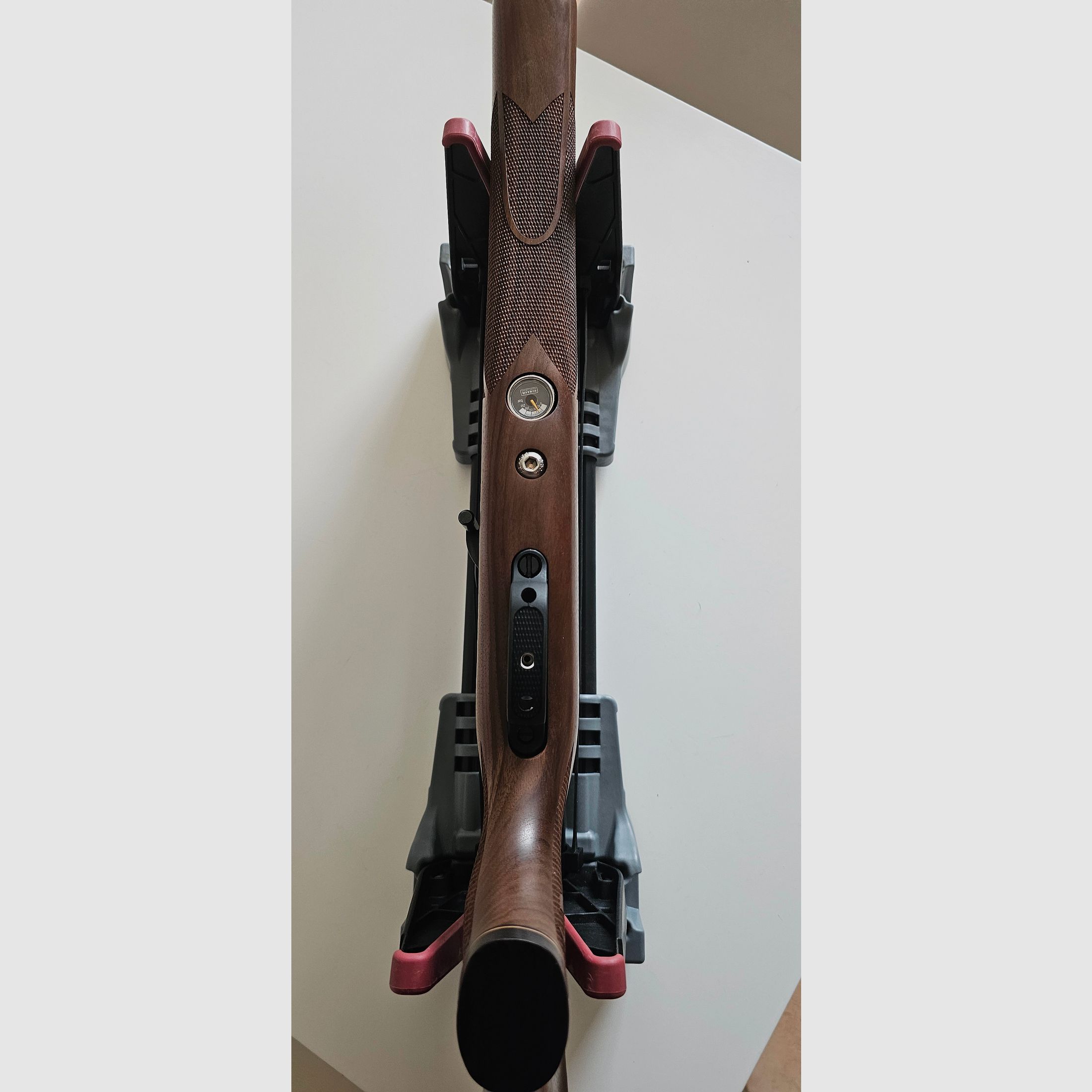 Daystate Huntsman Revere prawy w orzechu włoskim